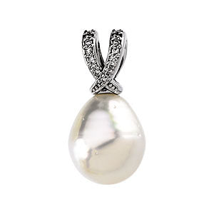 14K White South Sea Cultured Pearl & 1/10 Diamond Carats Pendant 