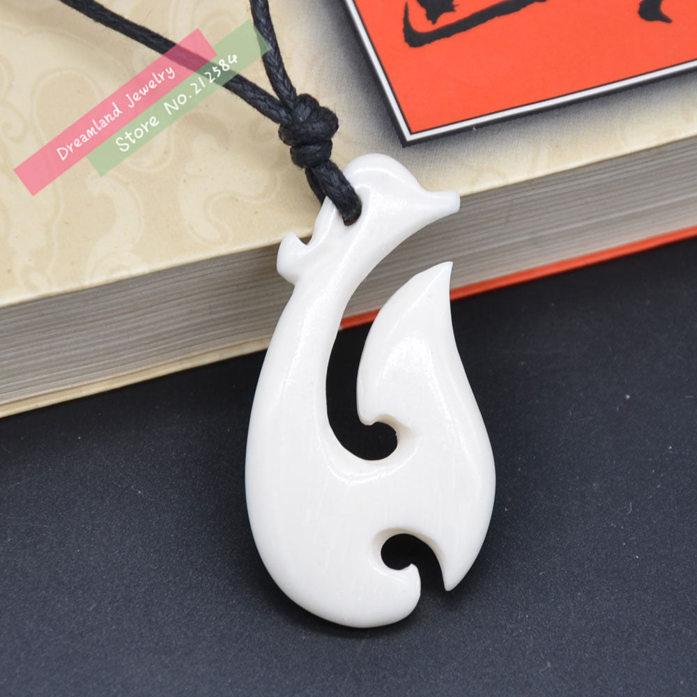 bone fish hook nz Handcarved Carving Pendant Crafted by Makana Hut Fish hooks | Te h